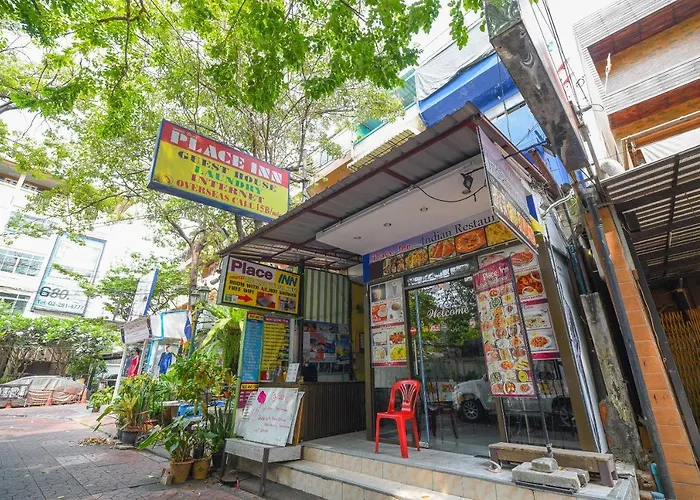 Oyo 938 Place Hotel Bangkok