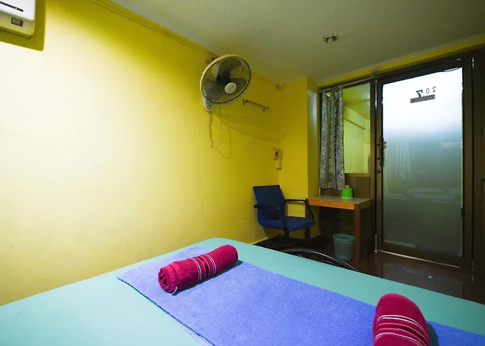 Oyo 938 Place Hotel 2*
